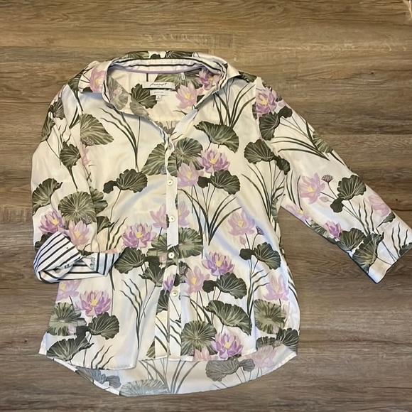 Foxcroft Water Lily Button Down - Picture 1 of 4